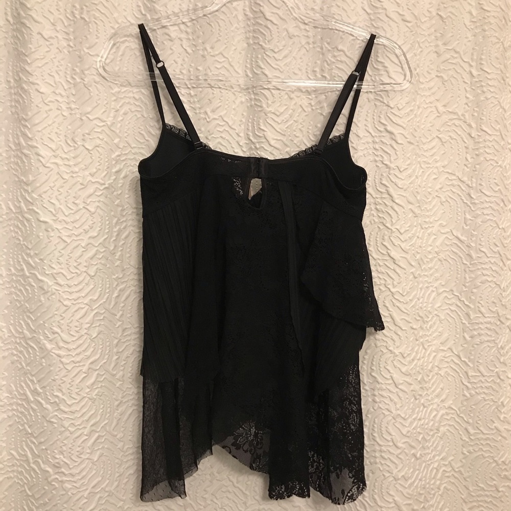 Victoria's Secret Paisley Lace Top (36C) - Picture 4 of 8